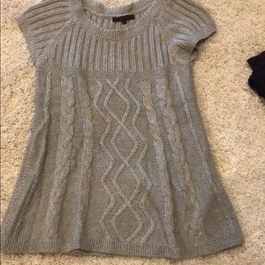 Short sleeve sweater